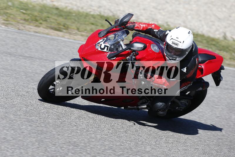 /06 08.04.2026 Cornu Master School ADR/Gruppe rot/25